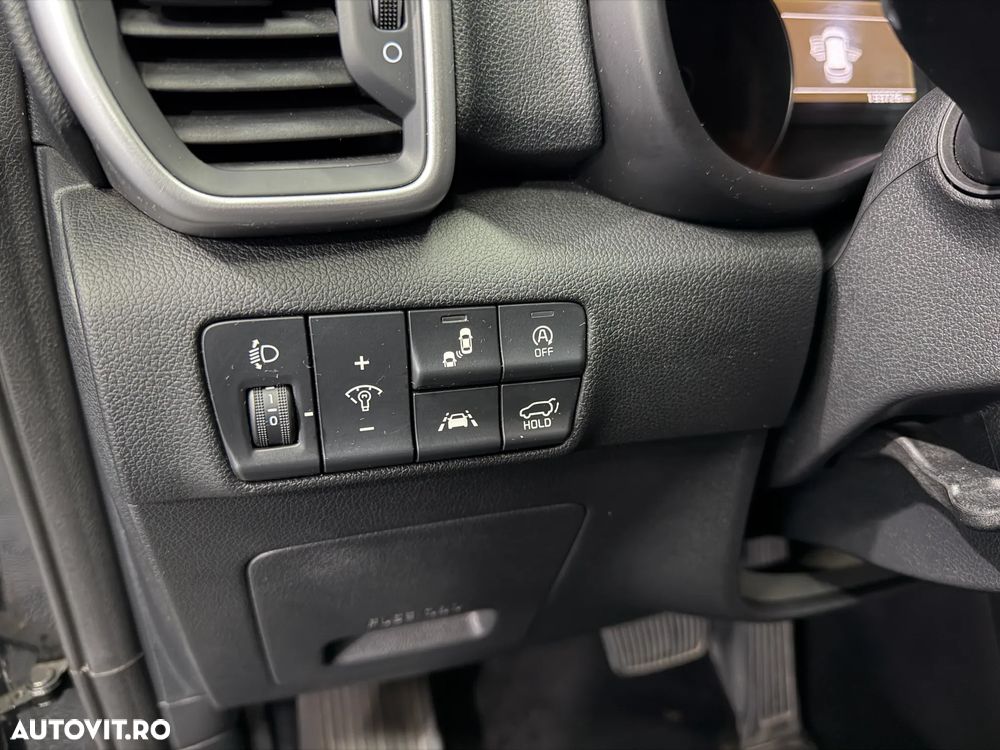 Kia Sportage 1.6 CRDI AWD DCT SPIRIT - 12