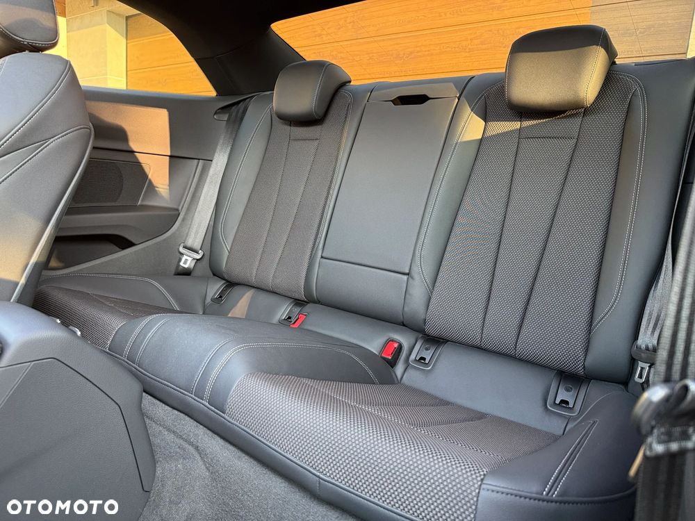 Audi A5 Coupé 40 TFSI quattro S tronic S line - 33