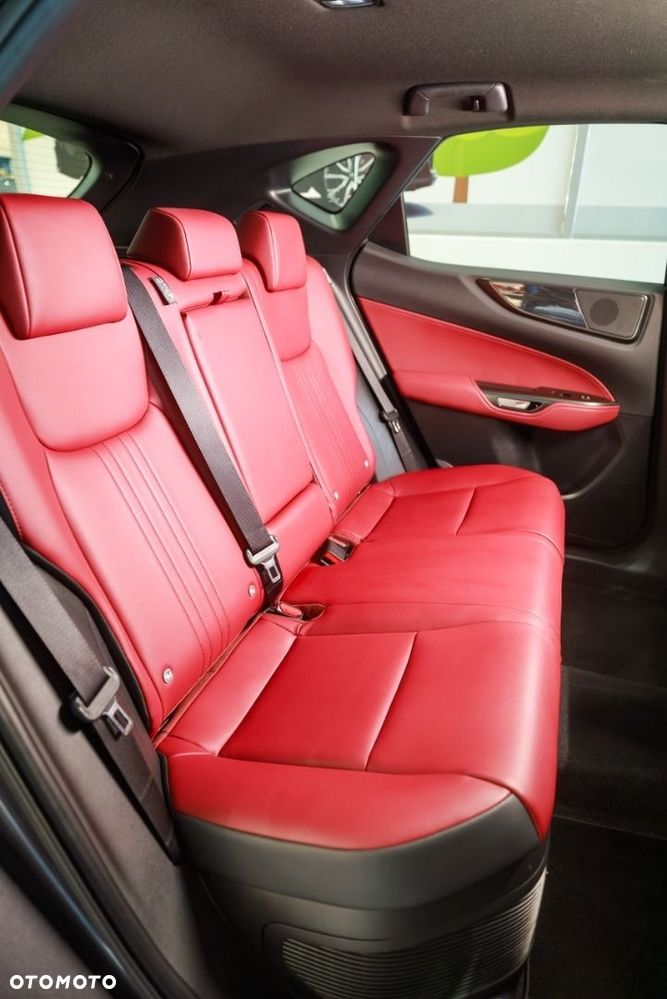 Lexus NX 350h Prestige AWD - 30
