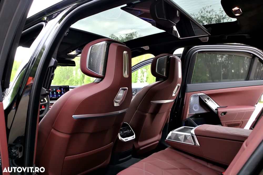 BMW M7 M760e xDrive AT PHEV - 5