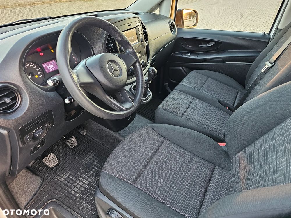 Mercedes-Benz Vito - 26