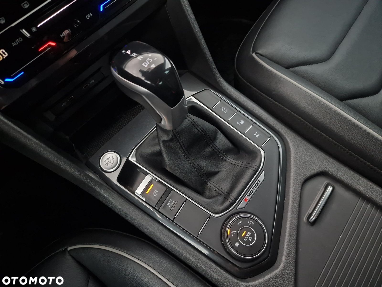 Volkswagen Tiguan 2.0 TSI 4Mot Elegance DSG - 17