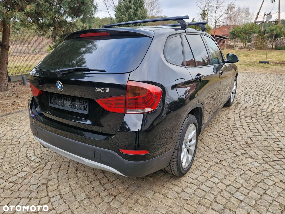BMW X1 xDrive18d xLine - 4