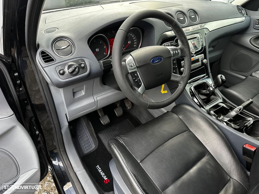 Ford S-Max 1.8 TDCi Titanium 7L - 21