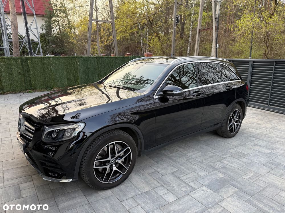 Mercedes-Benz GLC - 1