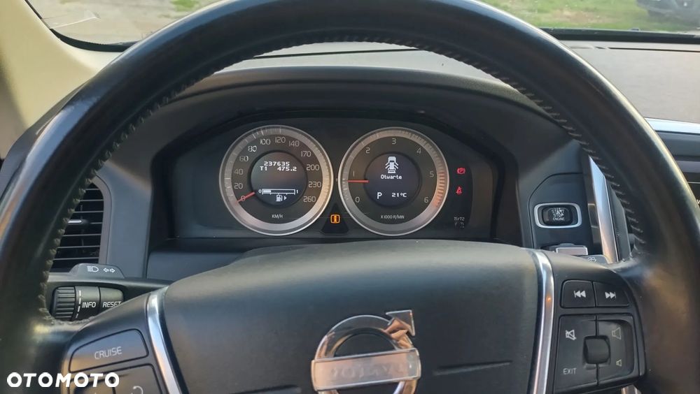 Volvo XC 60 D3 Momentum - 27