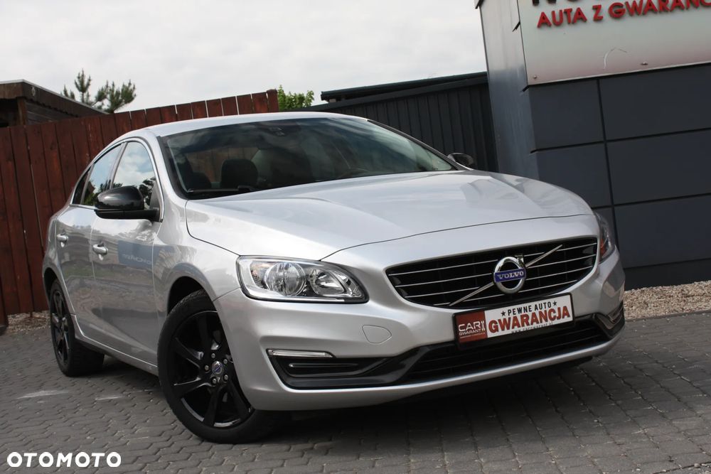 Volvo S60 D3 Geartronic Momentum - 4