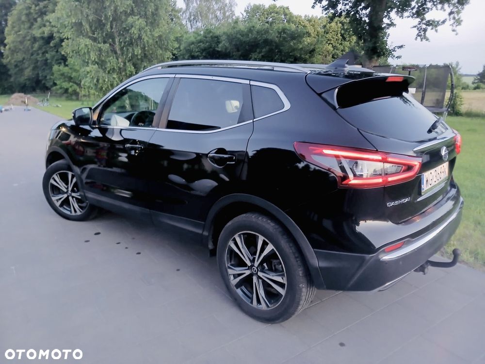 Nissan Qashqai 1.3 DIG-T MHEV Premiere Edition - 4