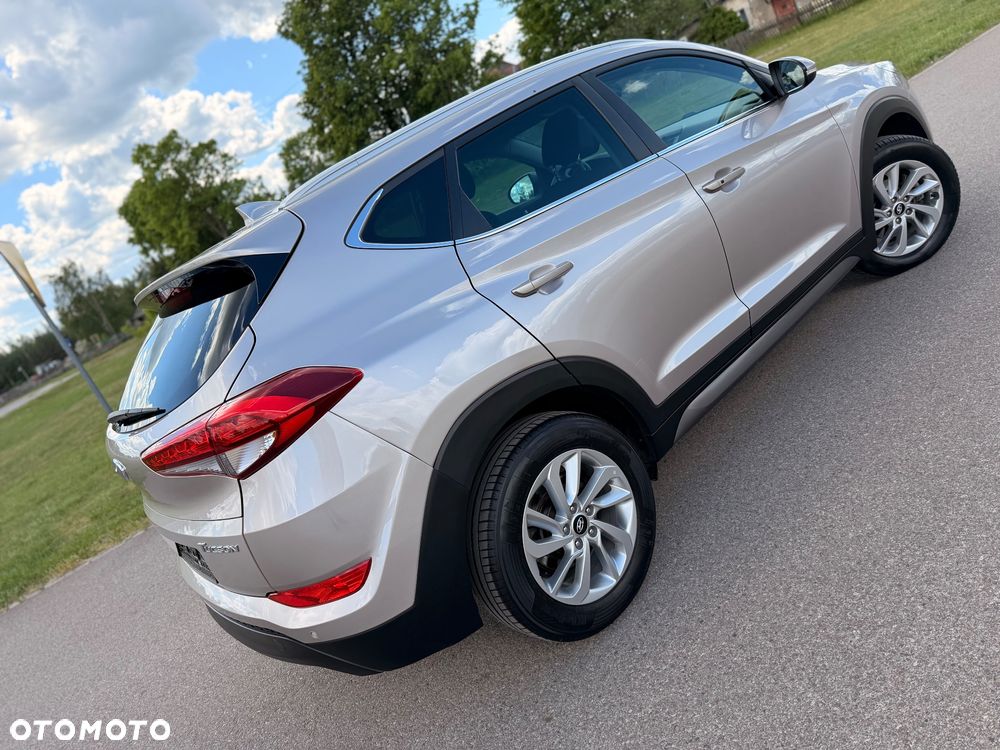 Hyundai Tucson blue 1.7 CRDi 2WD Passion - 9