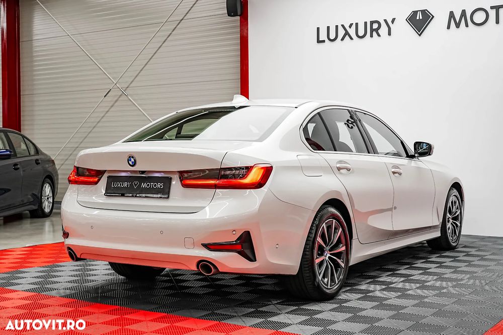 BMW Seria 3 318d Aut. Sport Line - 15