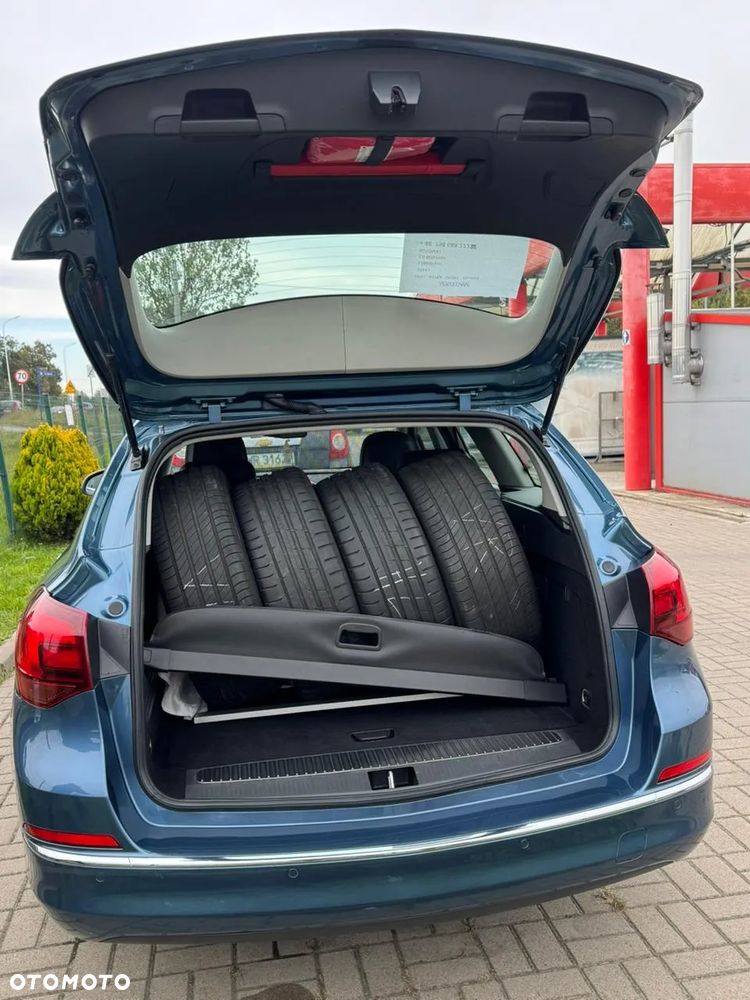 Opel Astra 1.6 Sports Tourer Automatik - 4