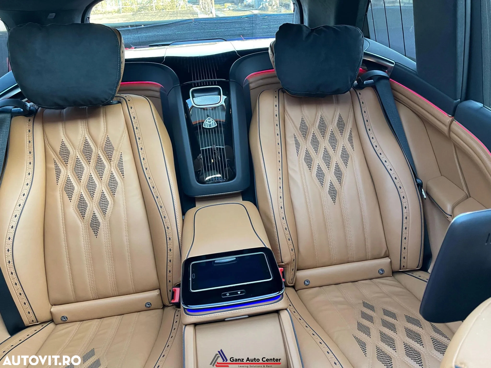 Mercedes-Benz GLS Maybach 600 4Matic 9G-TRONIC - 30