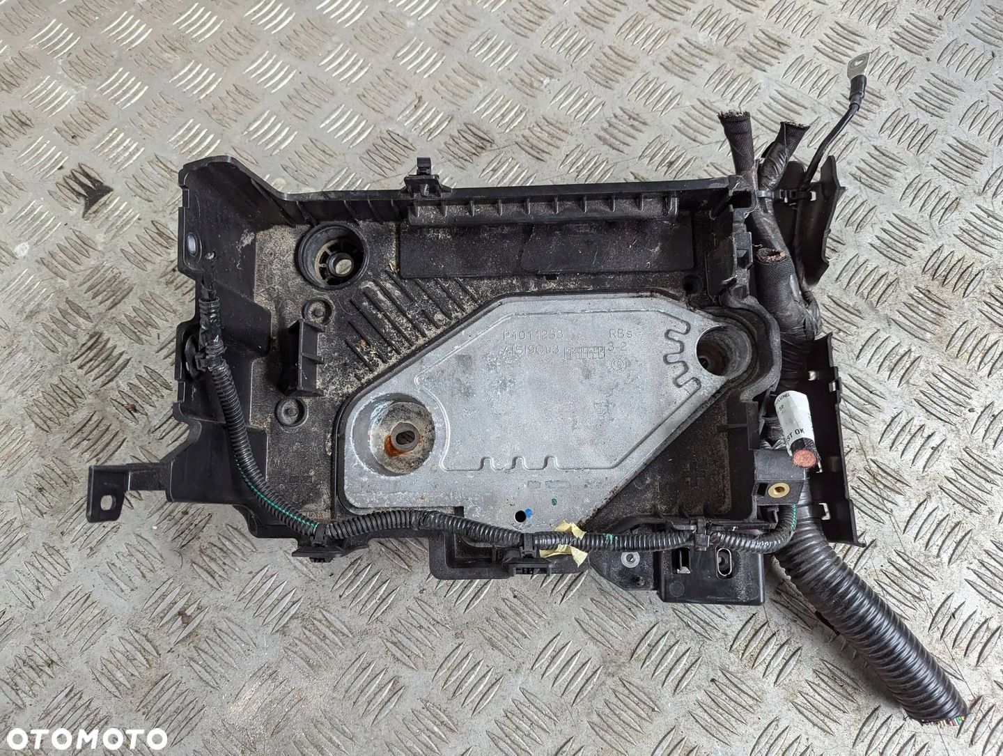 Renault Captur II 2020-2024 1.0 TCE Podstawa akumulatora - 1