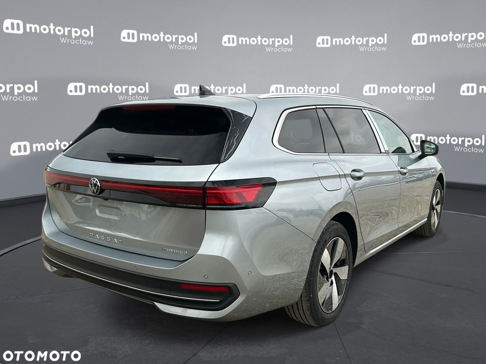 Volkswagen Passat - 10