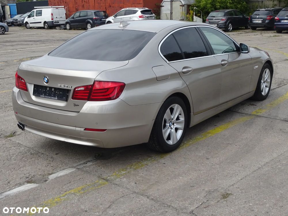 BMW Seria 5 520d - 8