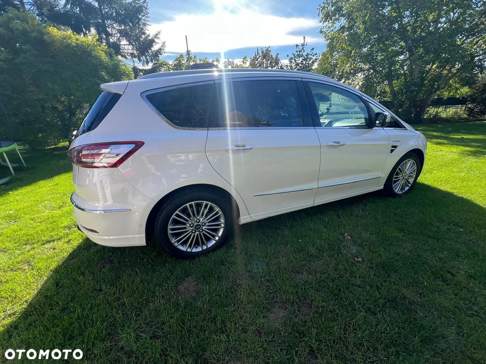 Ford S-Max - 25