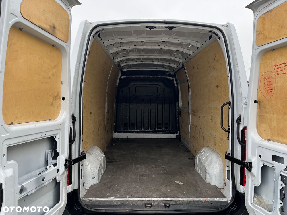 Renault Master - 17