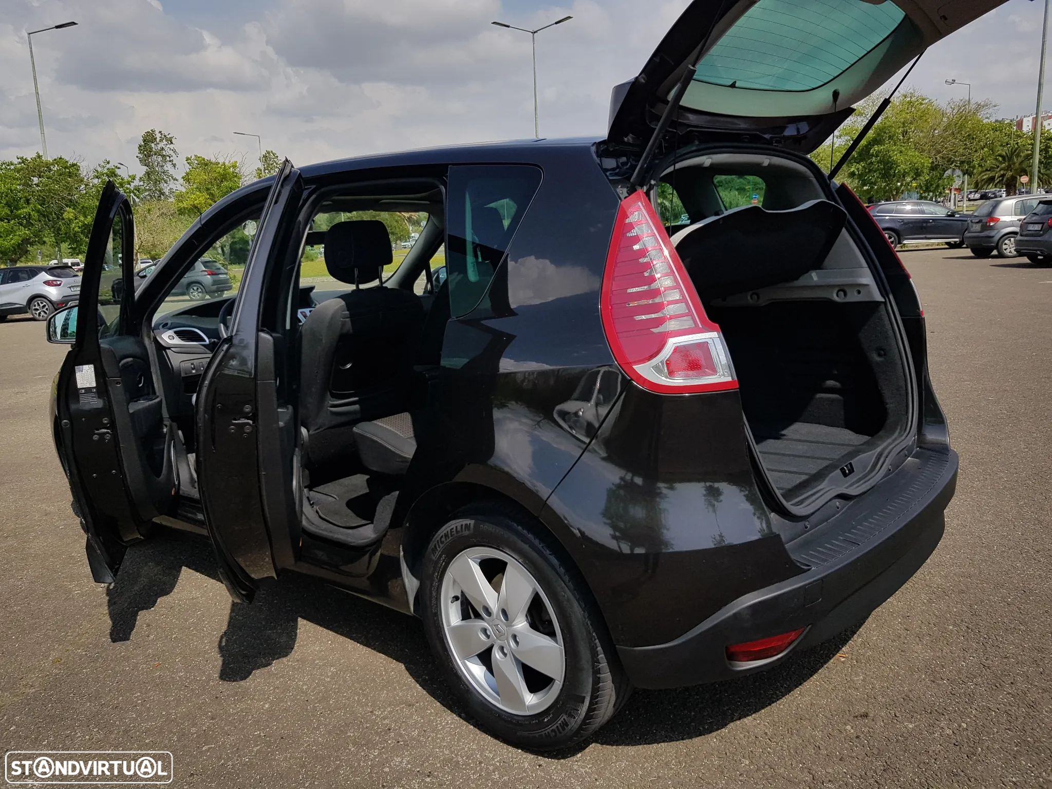 Renault Scénic 1.5 dCi Dynamique S - 53