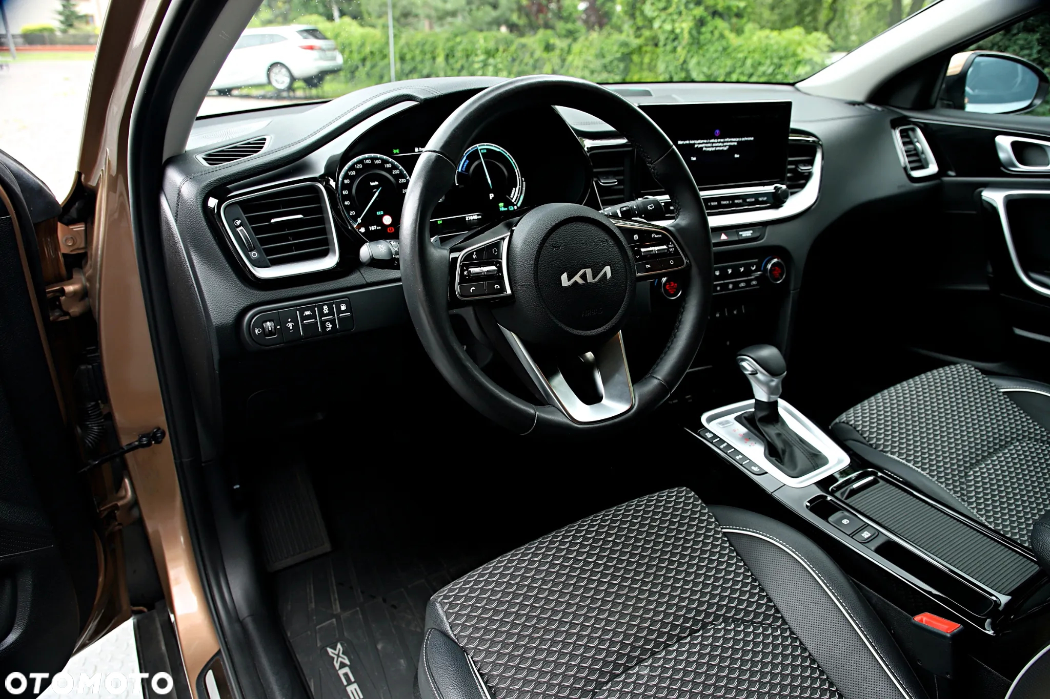 Kia XCeed ver-1-6-gdi-phev-l-business-line-dct - 20
