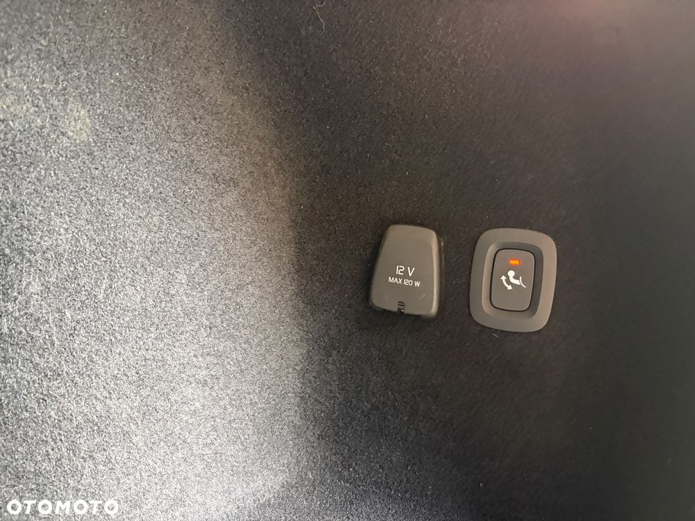 Volvo V60 B3 B Plus Bright - 24