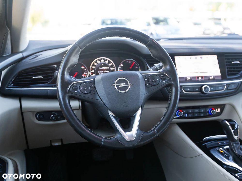 Opel Insignia 2.0 BiTrb D 4x4 Automatik Exclusive - 26