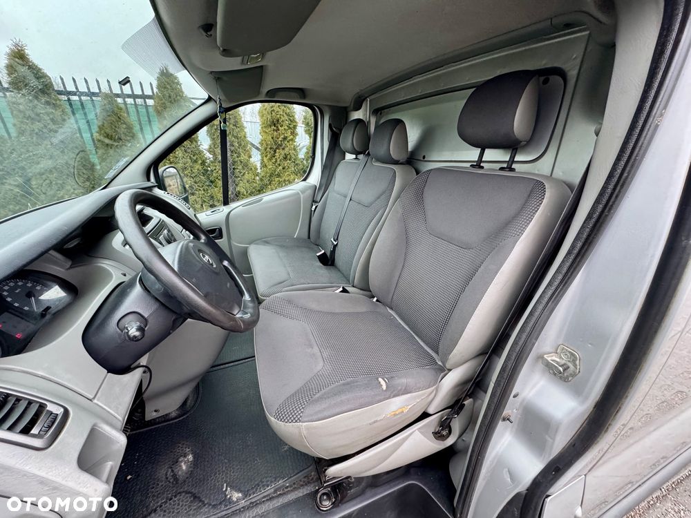 Opel Vivaro - 18