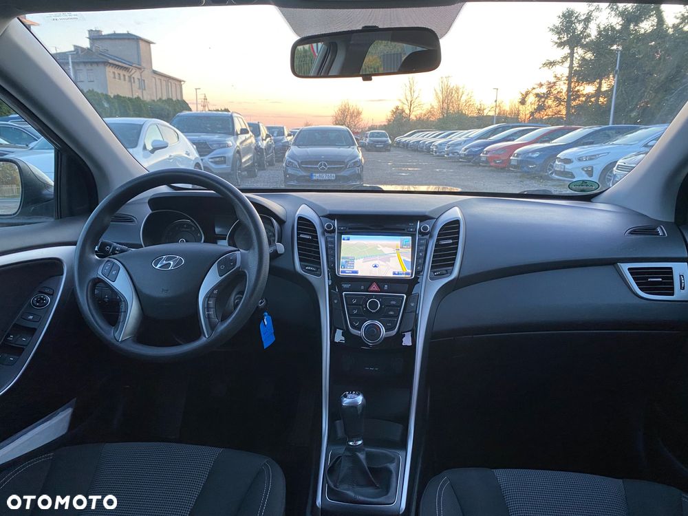 Hyundai i30 1.4 Premium - 16