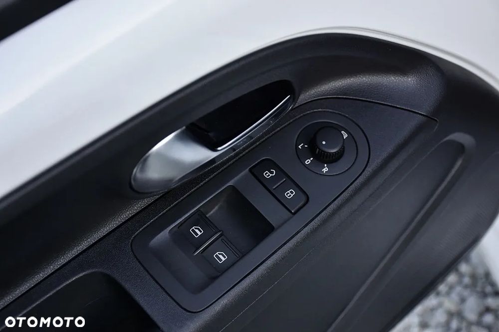 Volkswagen up! 1.0 move - 22