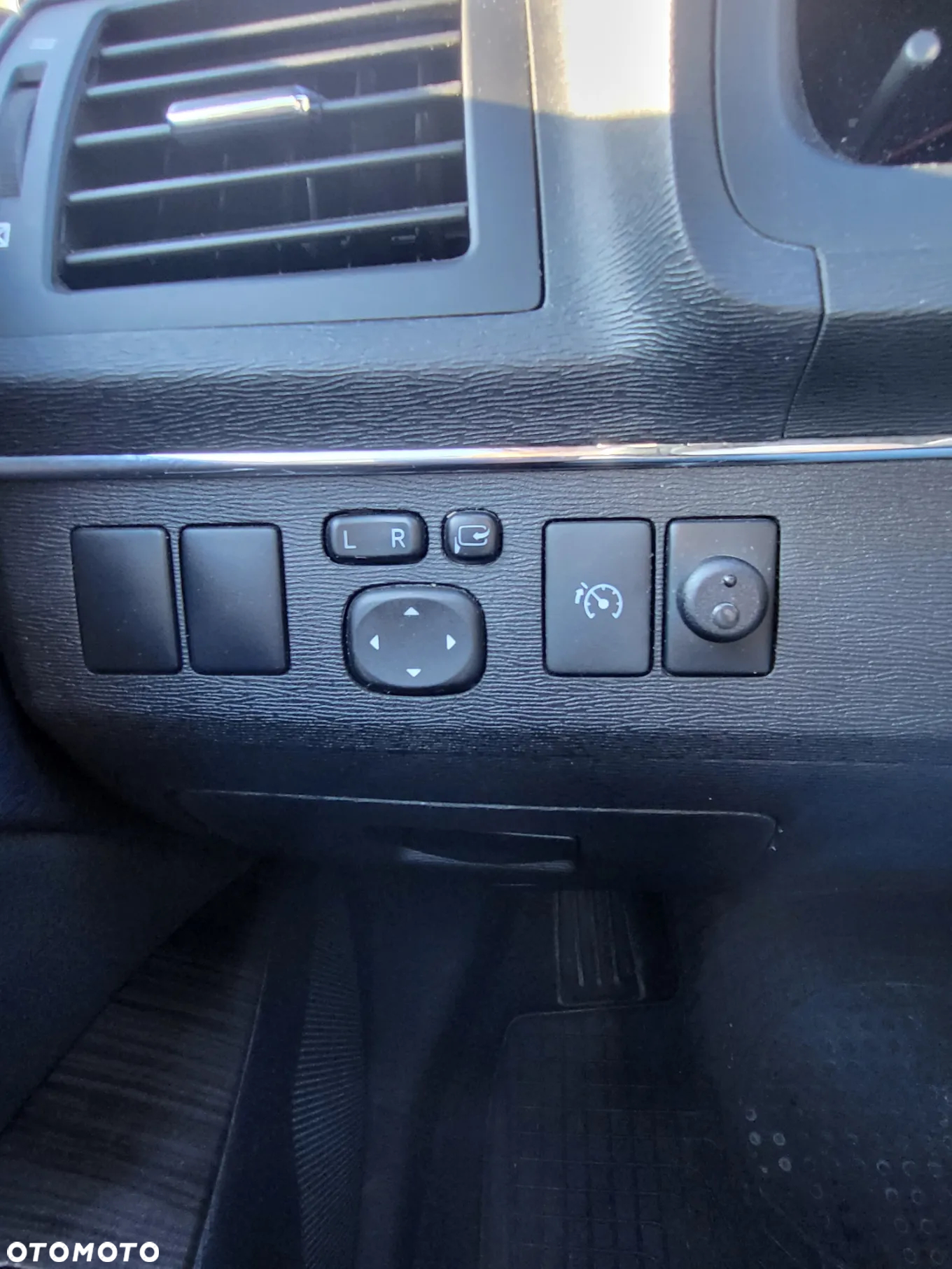 Toyota Avensis 2.2 D-CAT Prestige - 30