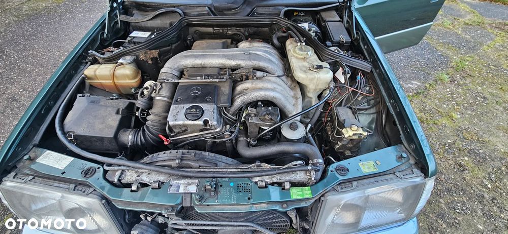 Mercedes-Benz W124 (1984-1993) - 27