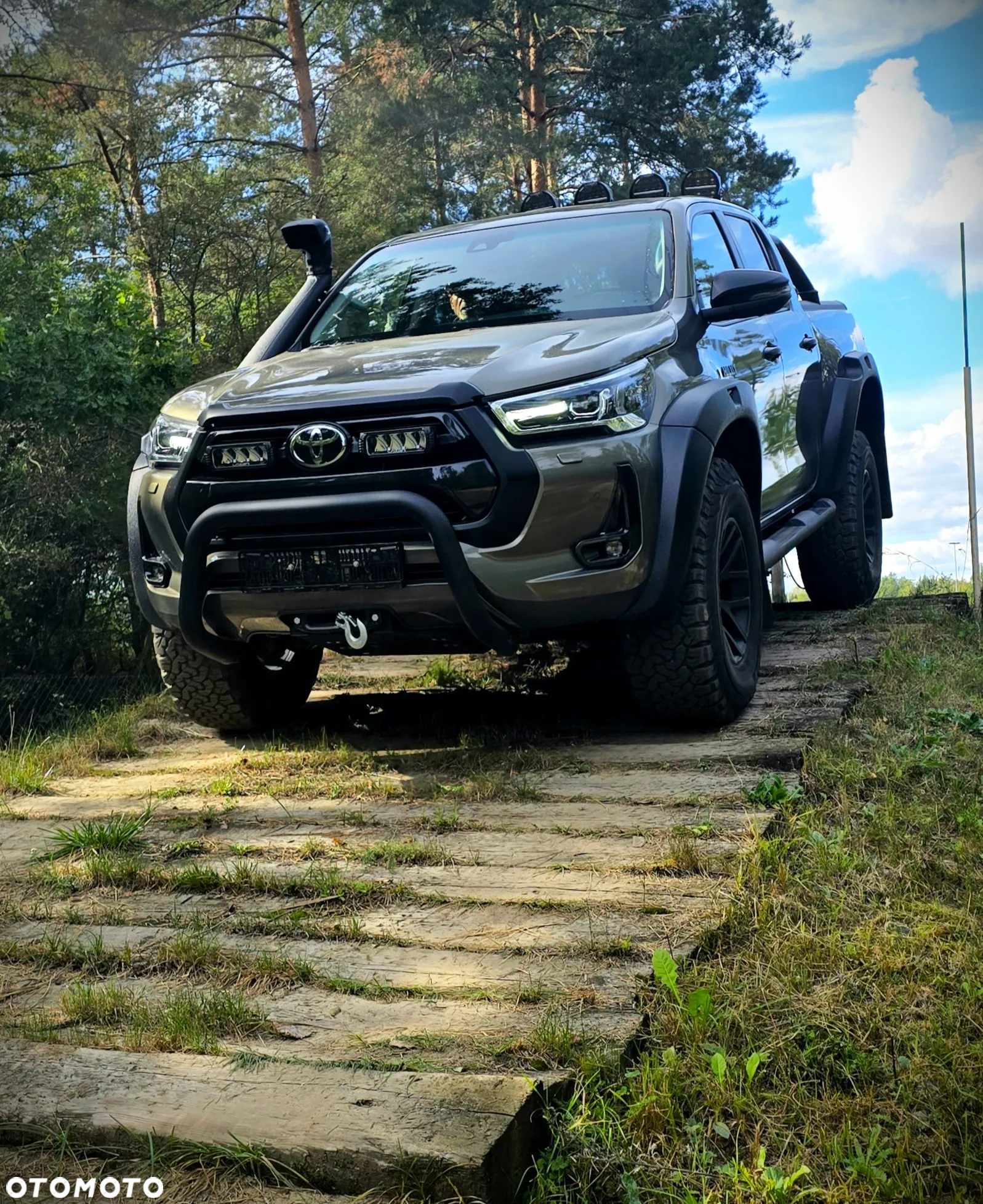 Toyota Hilux 2.8 D-4D Double Cab SR5 4x4 - 2