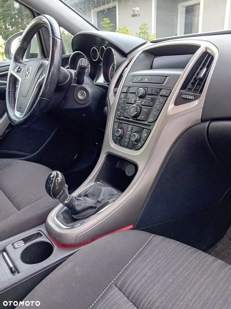 Opel Astra 1.7 CDTI - 4
