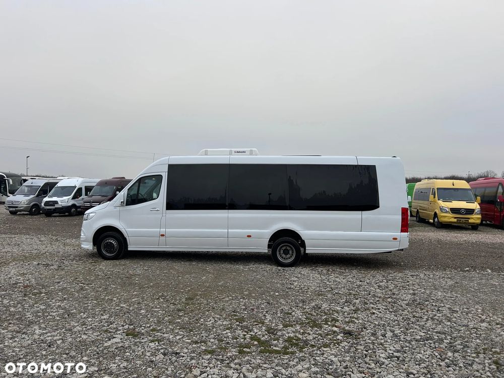 Mercedes-Benz Sprinter 519 - 8