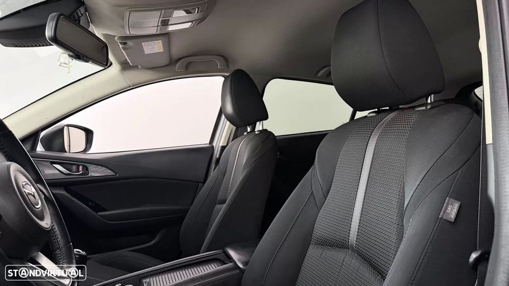 Mazda 3 Hatchback - 26