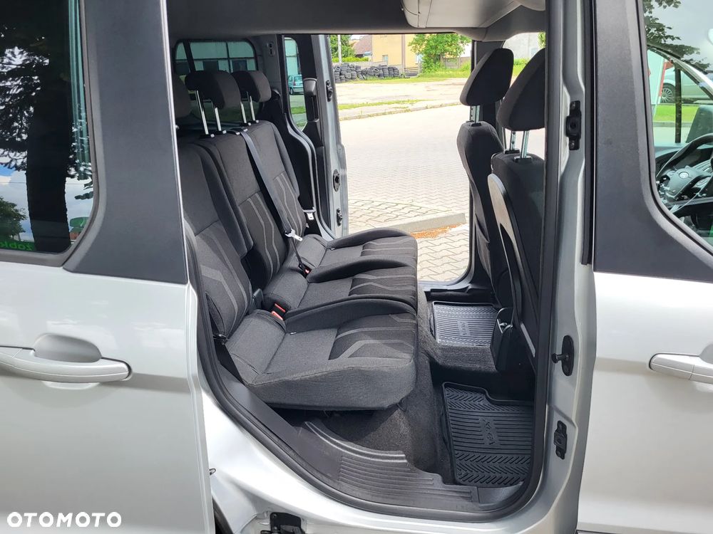 Ford Transit Connect - 14
