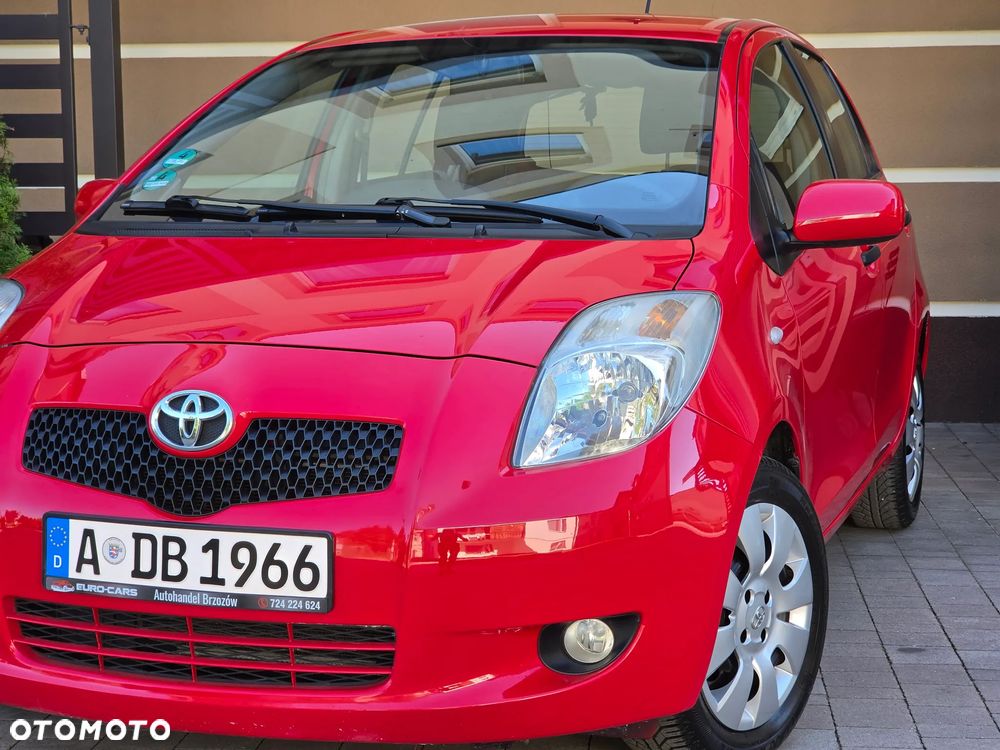 Toyota Yaris 1.3 VVT-i Sol - 8