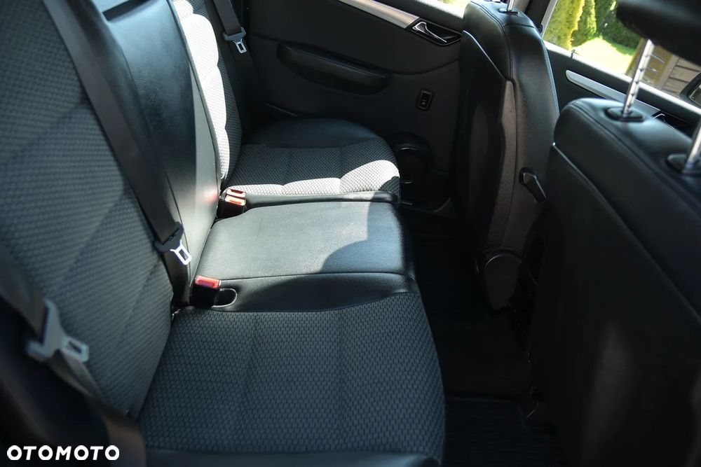 Mercedes-Benz Klasa B - 22