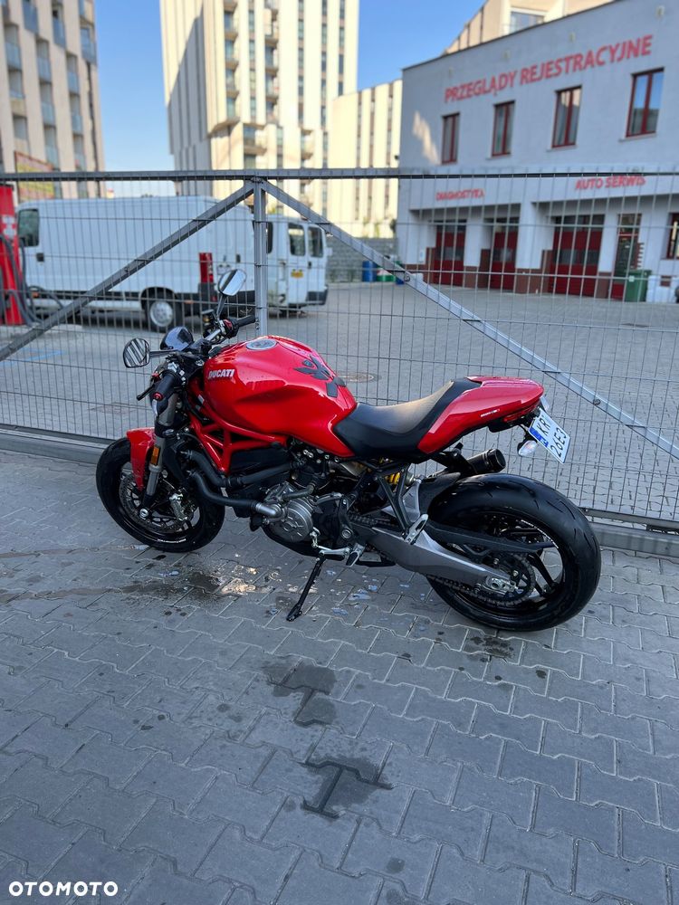 Ducati Monster - 4