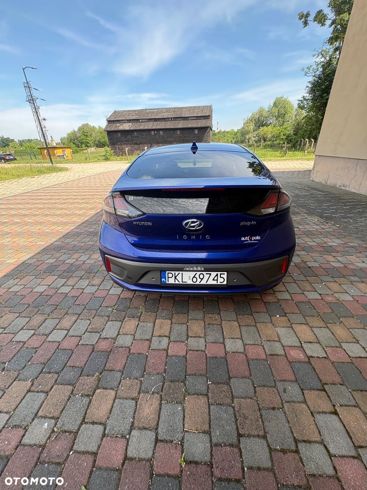 Hyundai IONIQ 1.6 GDI Premium - 4