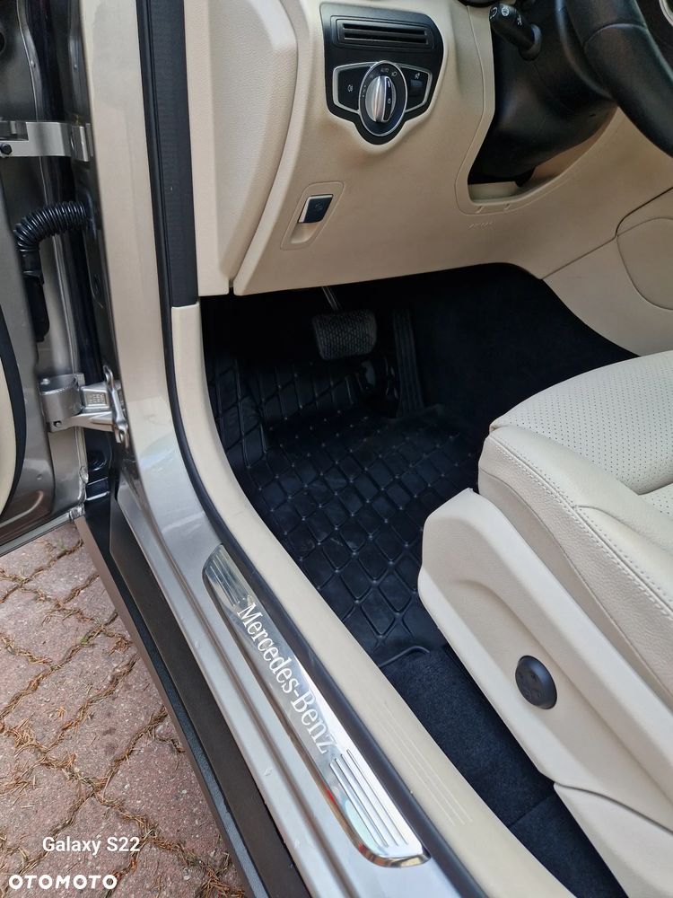 Mercedes-Benz GLC 300 4-Matic - 32