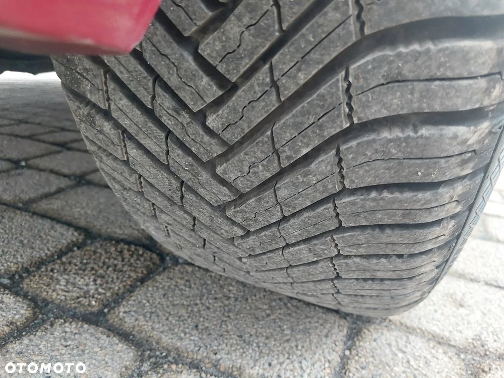 Citroën C4 Picasso ver-bluehdi-150-intensive - 28