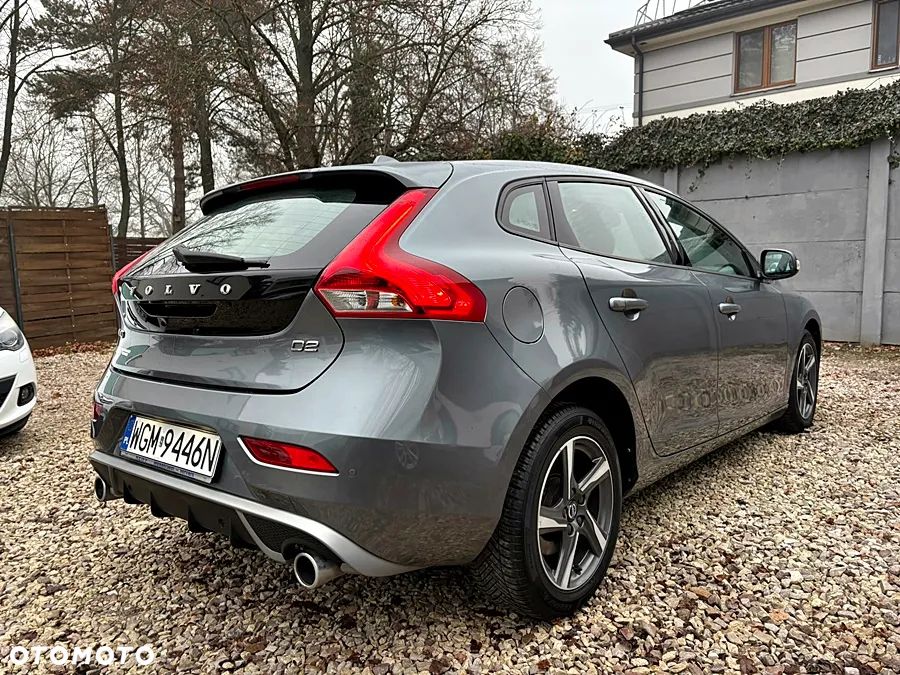 Volvo V40 D2 Momentum - 6