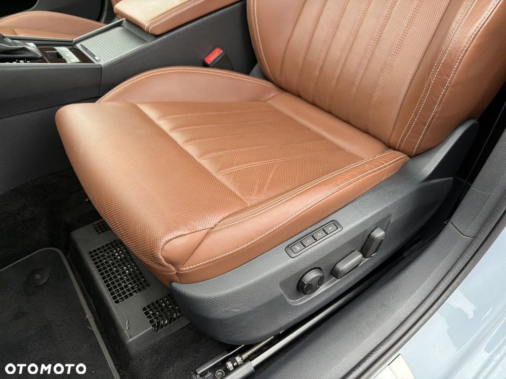 Skoda Superb 2.0 TDI SCR 4x4 L&K DSG - 14