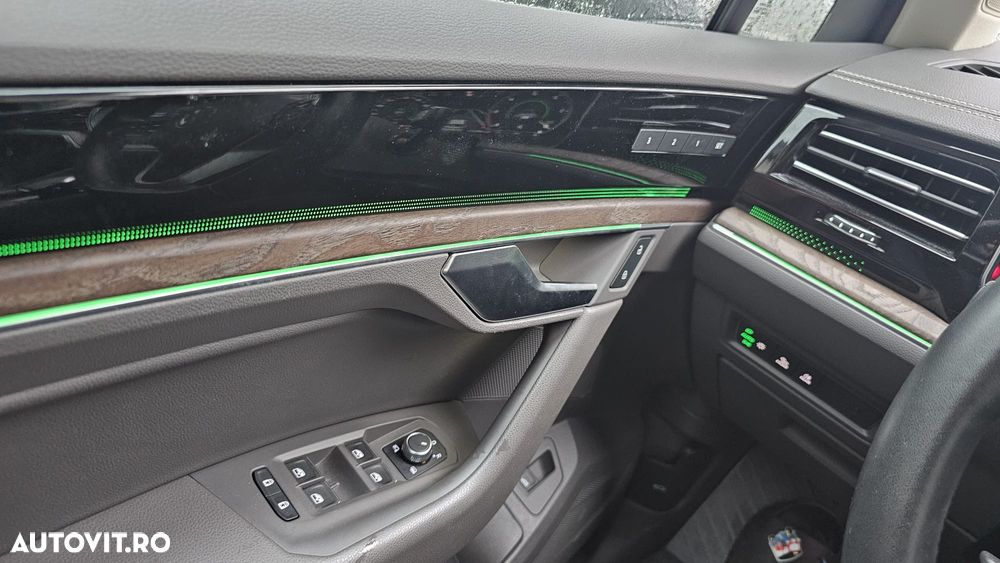 Volkswagen Touareg V6 TDI Atmosphere - 15