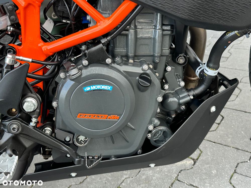 KTM Adventure - 16