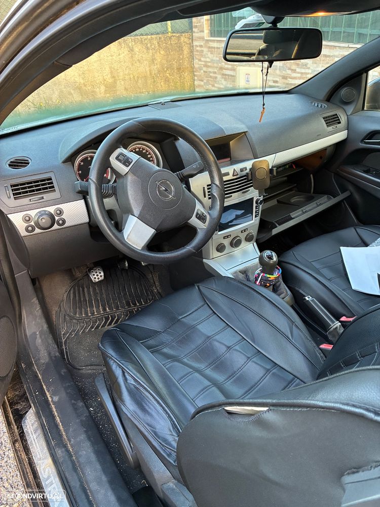 Opel Astra GTC 1.3 CDTI - 4