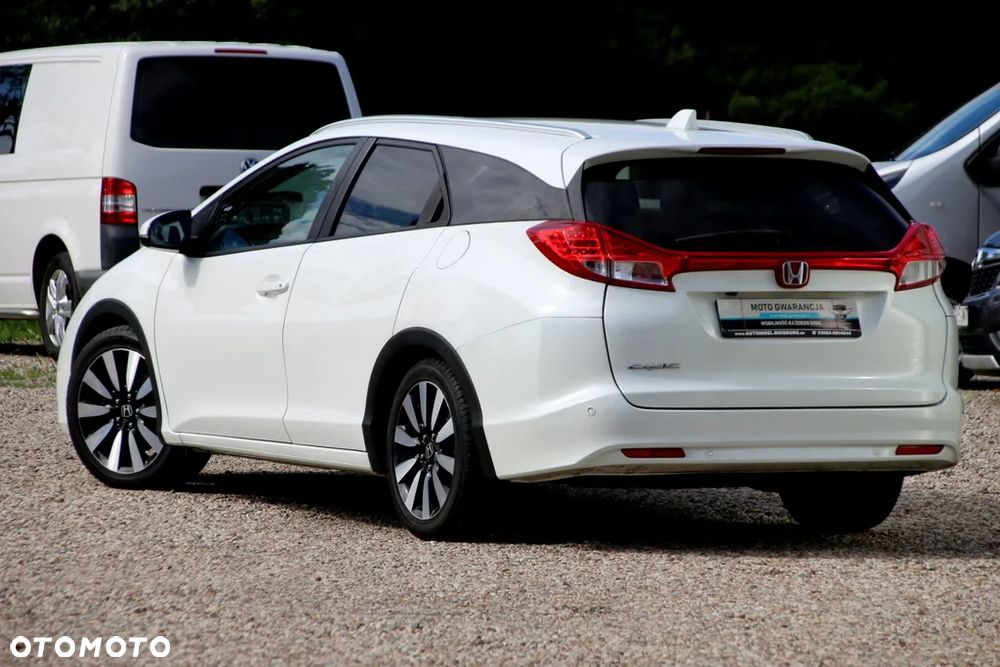 Honda Civic Tourer 1.8 i-VTEC Style Edition - 11