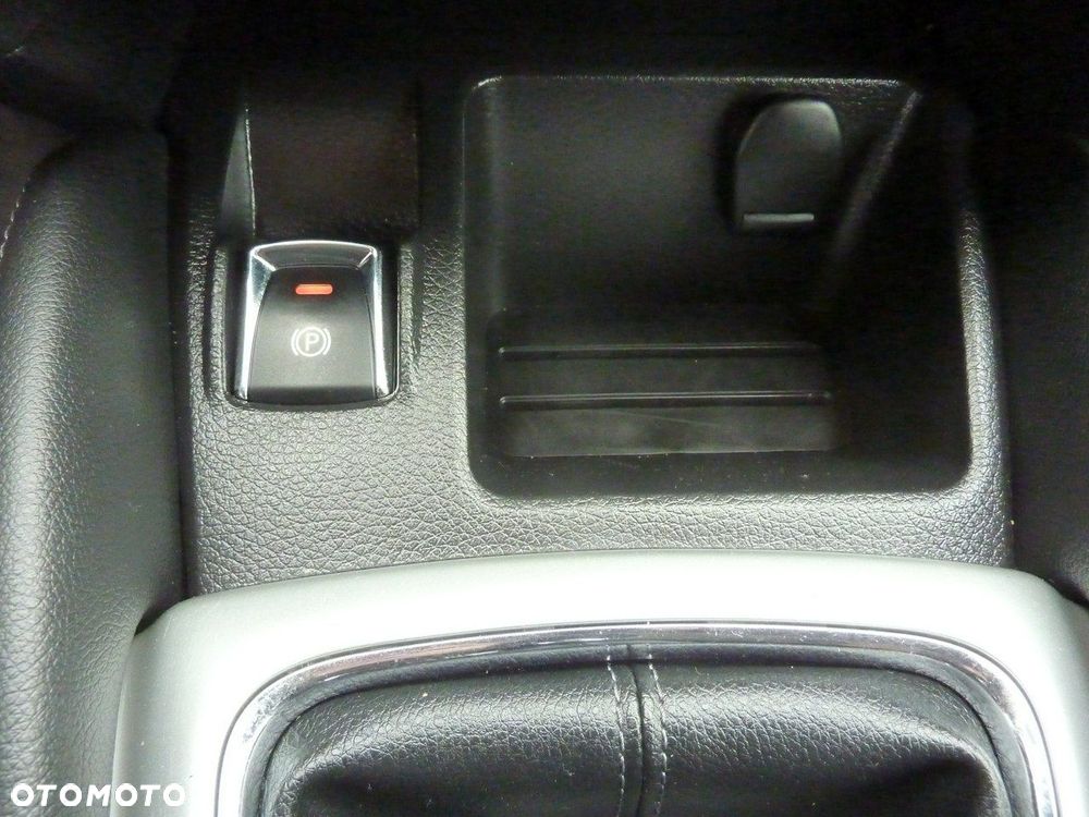 Nissan Qashqai - 32