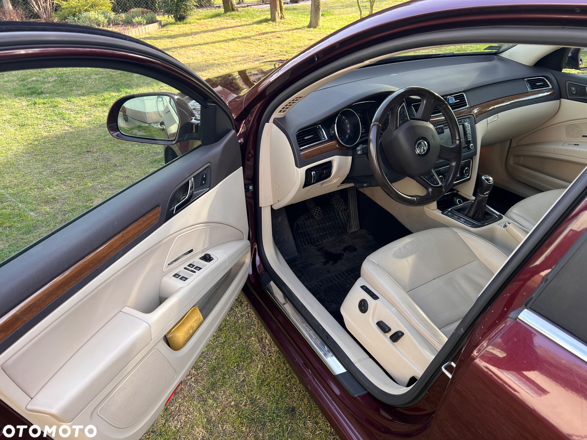 Skoda Superb 2.0 TDI L&K - 13