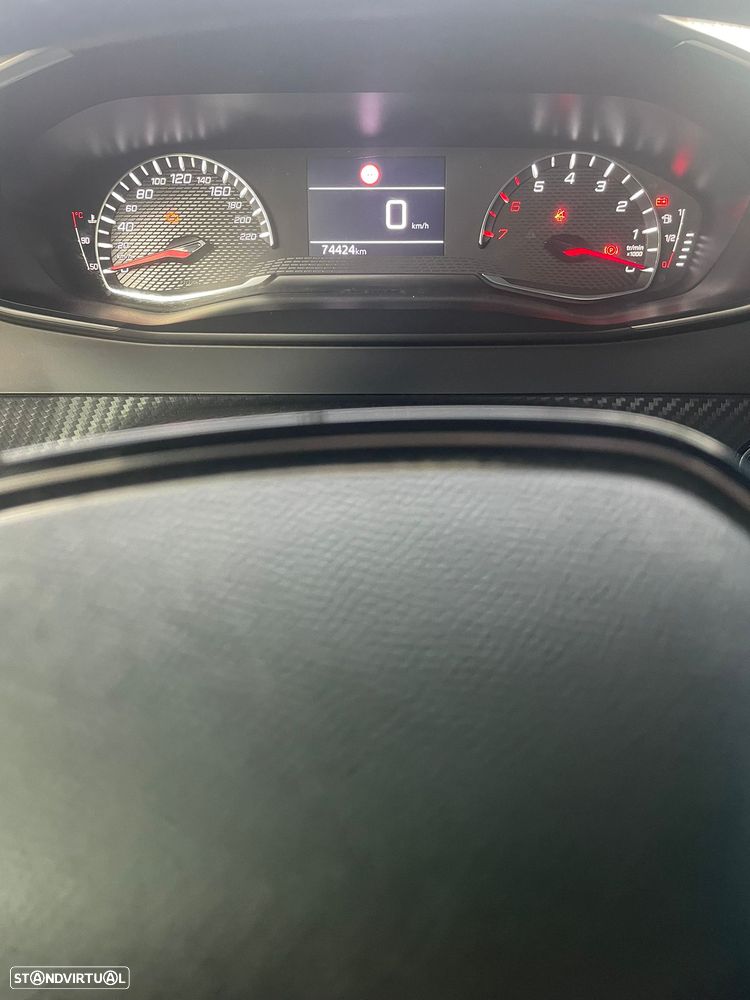 Peugeot 2008 1.2 PureTech Allure Pack - 6